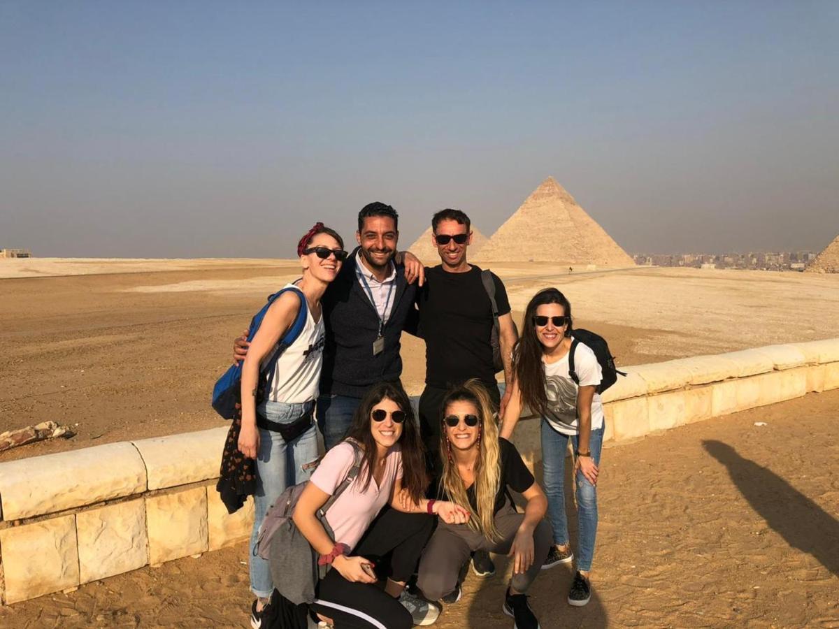 Pyramids And Sphinx Hotel El El Cairo Exterior foto