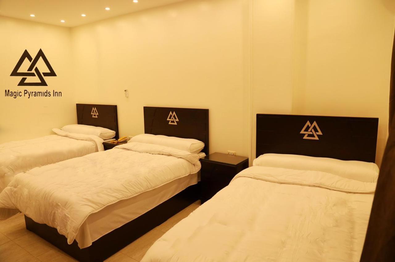 Pyramids And Sphinx Hotel El El Cairo Exterior foto