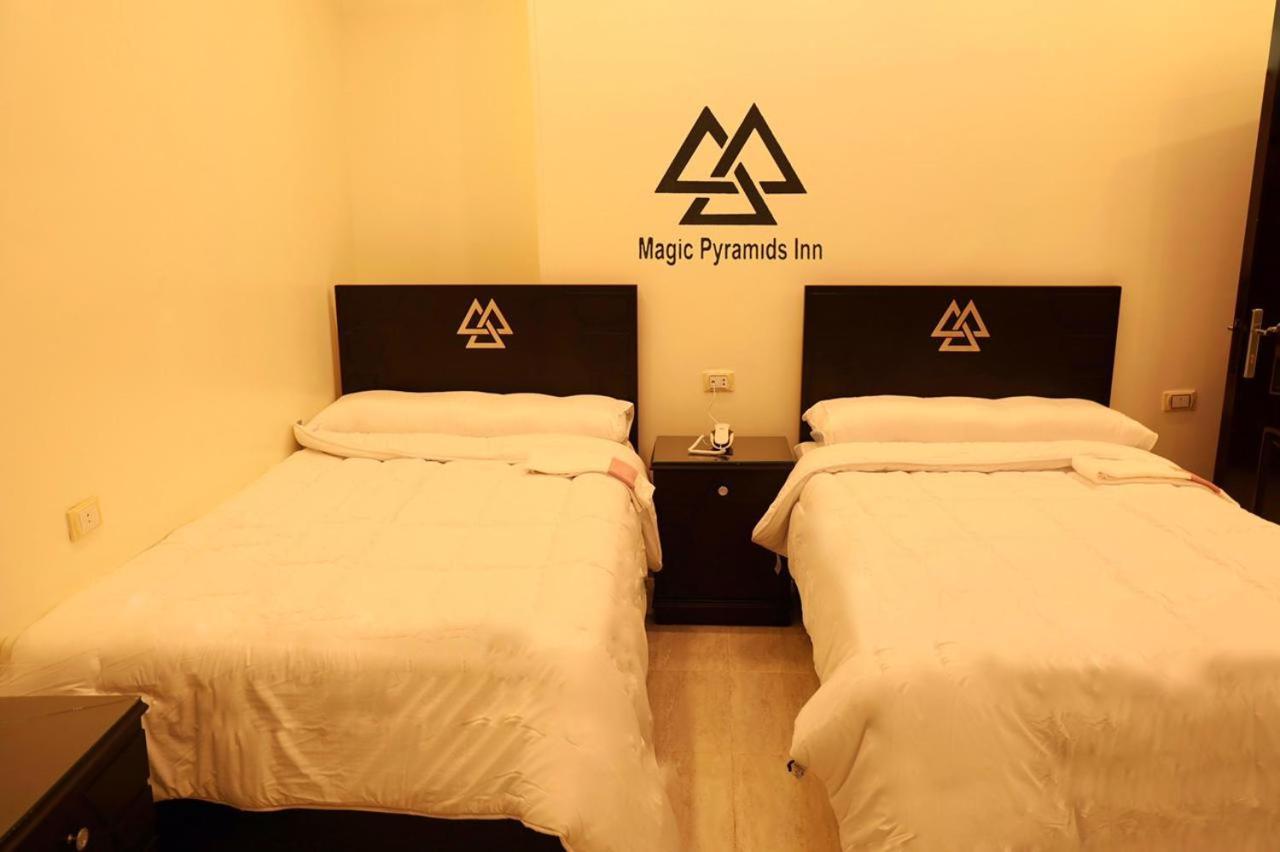 Pyramids And Sphinx Hotel El El Cairo Exterior foto