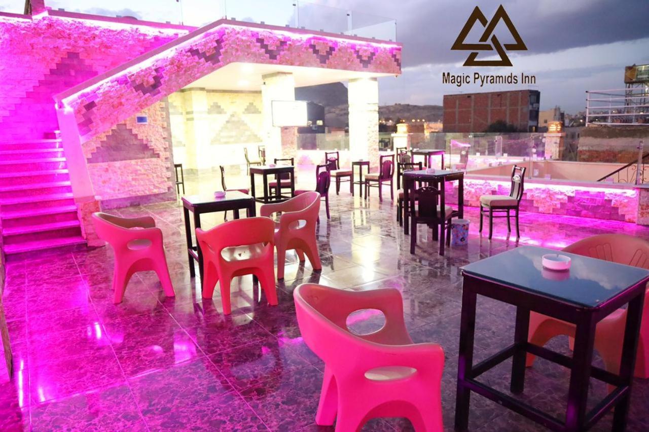 Pyramids And Sphinx Hotel El El Cairo Exterior foto