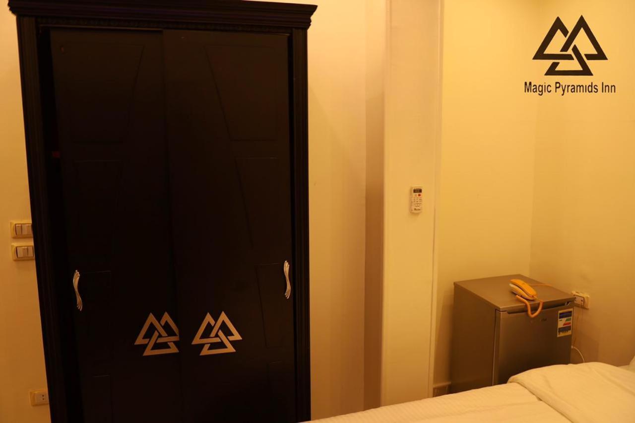 Pyramids And Sphinx Hotel El El Cairo Exterior foto
