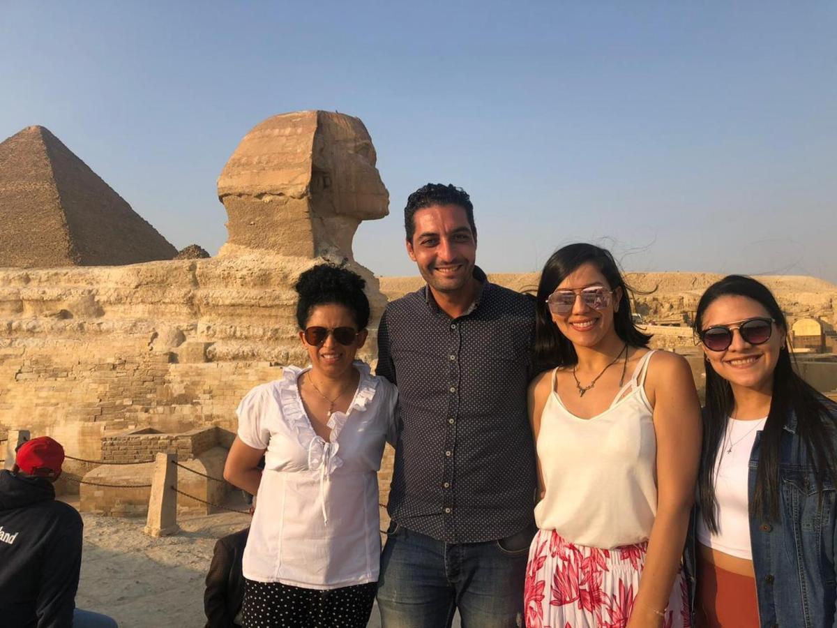Pyramids And Sphinx Hotel El El Cairo Exterior foto