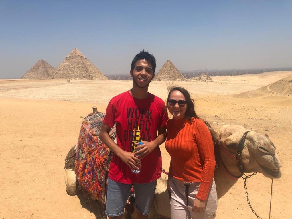 Pyramids And Sphinx Hotel El El Cairo Exterior foto