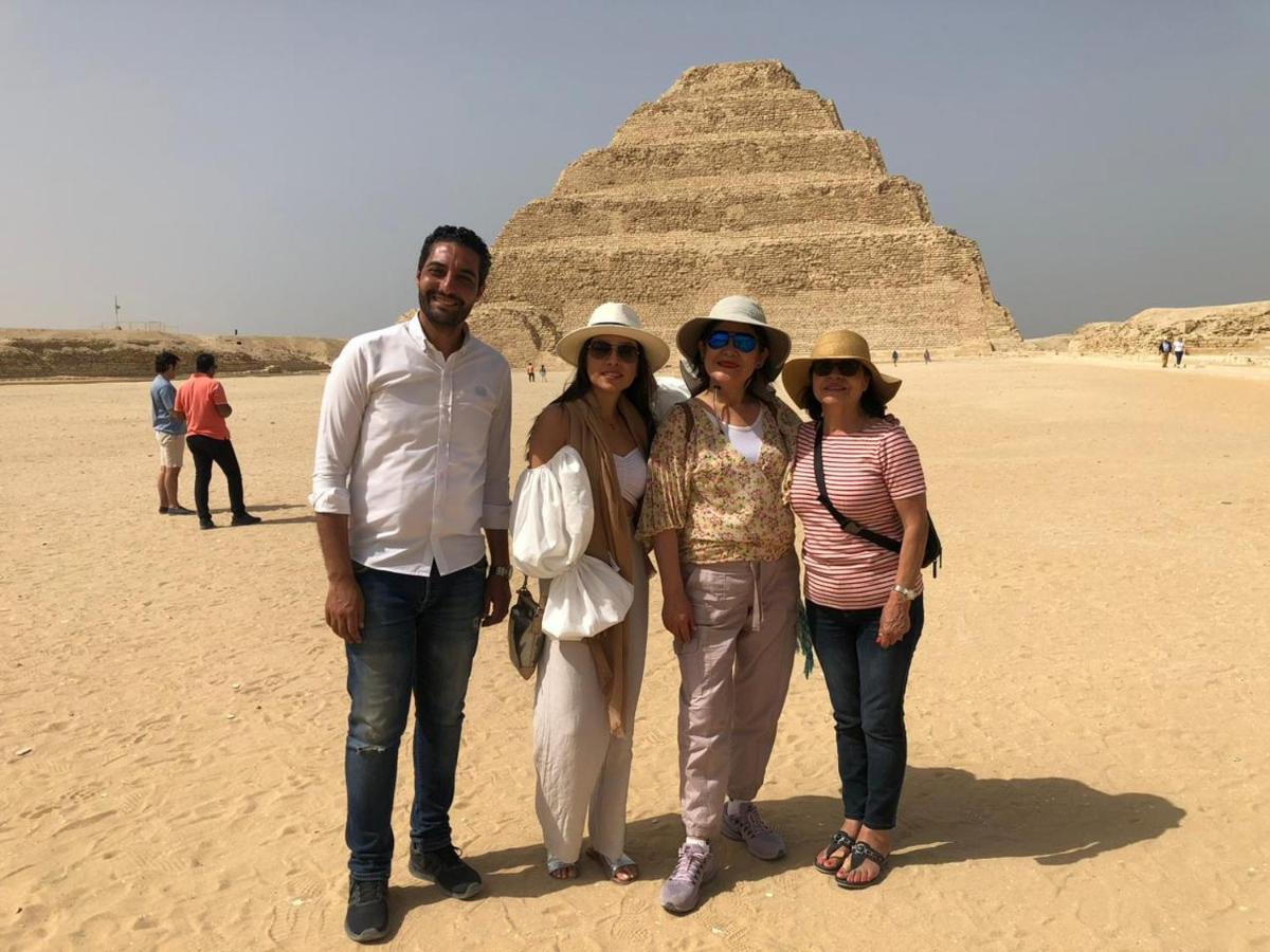 Pyramids And Sphinx Hotel El El Cairo Exterior foto